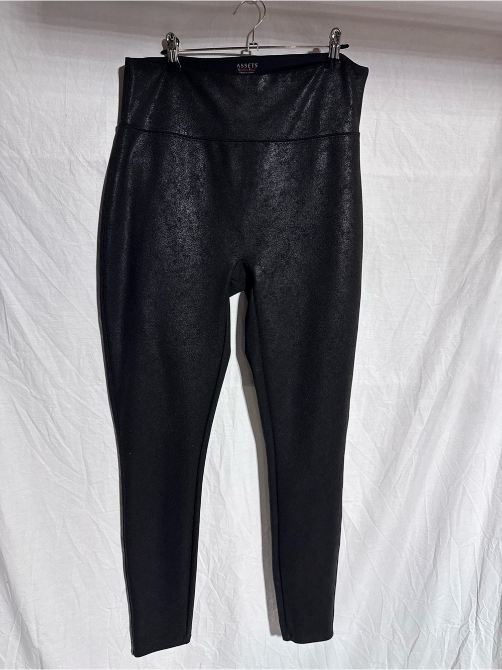 Assets Red Hot Label by Spanx black leggings faux leather look Size XL